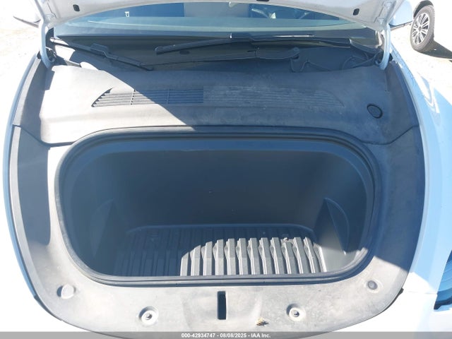 2020 TESLA MODEL Y 5YJYGDEE8LF058115 Photo 9