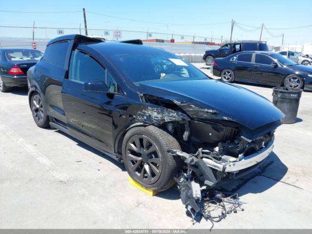 2022 TESLA MODEL X 7SAXCBE65NF337483