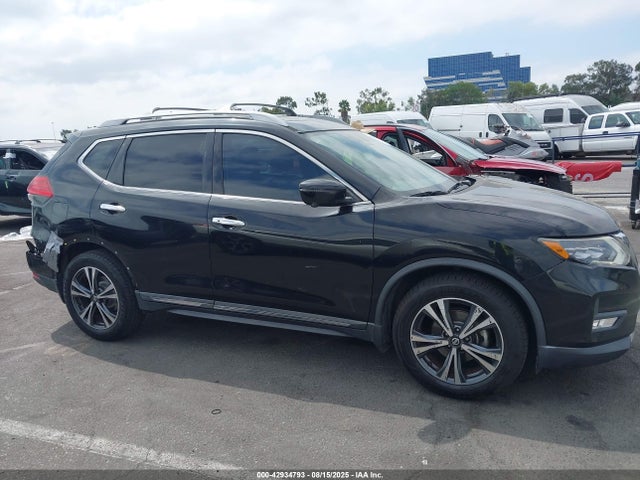 Nissan 2017 2017 5N1AT2MT9HC792635 Image 13