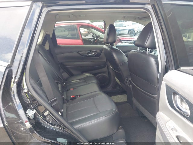 Nissan 2017 2017 5N1AT2MT9HC792635 Image 8