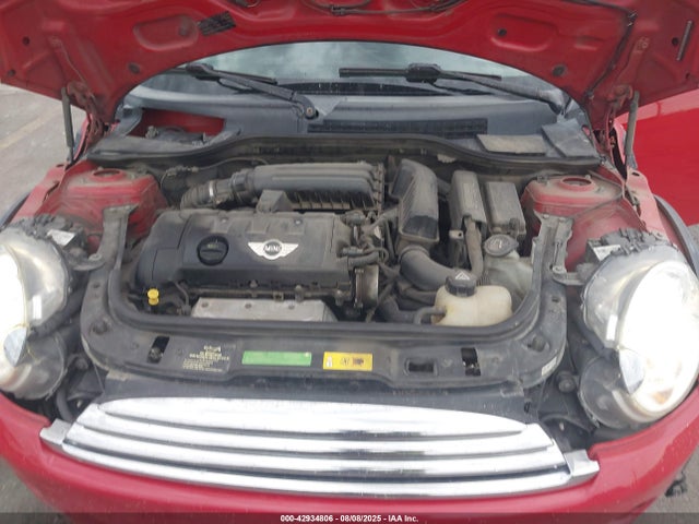 2010 MINI COOPER CLUBMAN WMWML3C55ATX52047 Photo 9