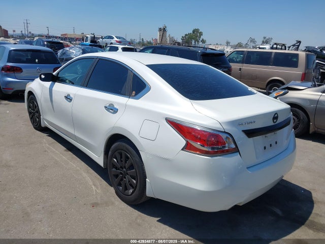 Nissan 2015 2015 1N4AL3AP4FC177477 Image 3