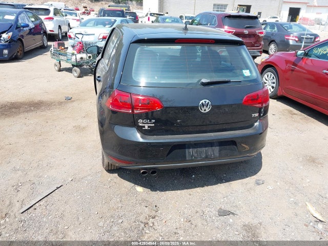 3VW217AU9FM027233 Volkswagen 2015