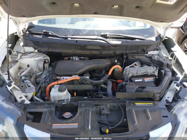 Nissan Rogue 2017 5N1ET2MV2HC768860 Image 10