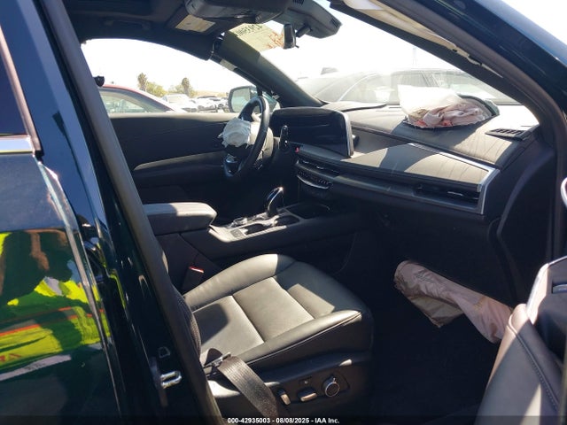 2024 CADILLAC XT4 1GYFZCR4XRF139063 Photo 4
