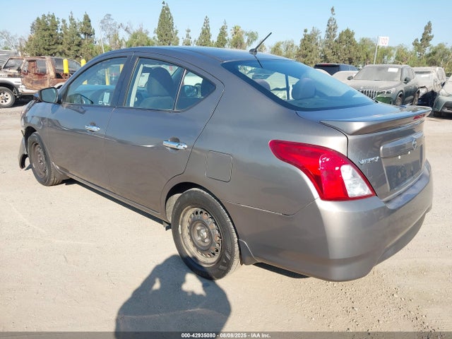 3N1CN7AP6HL824508 Nissan 2017