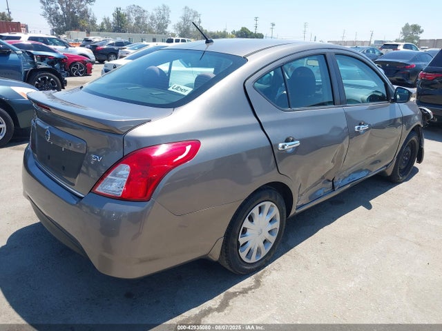 3N1CN7AP6HL824508 Nissan 2017