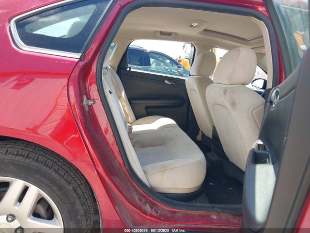 2G1WB5E38F1163960 Chevrolet lfx