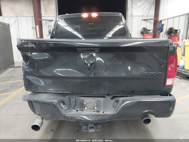 RAM 1500 2018 1C6RR7KT1JS271370 Image 16