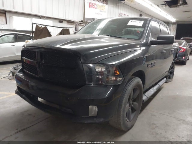 RAM 1500 2018 1C6RR7KT1JS271370 Image 2