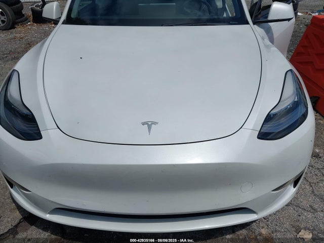 2020 TESLA MODEL Y 5YJYGDEE8LF036888 Photo 9