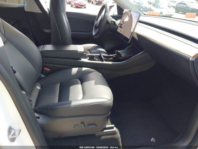 2020 TESLA MODEL Y 5YJYGDEE8LF036888 Photo 4