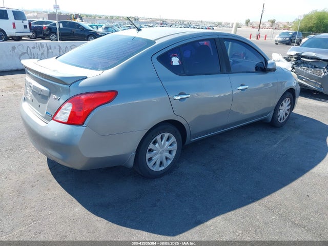Nissan 2014 2014 3N1CN7AP3EK465183 Image 4