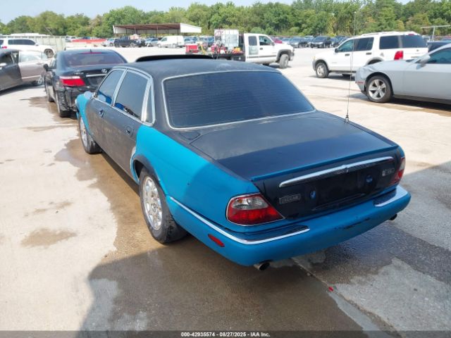 2000 JAGUAR XJ8 SAJDA14C4YLF20340 Photo 2