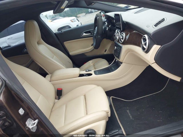 WDDSJ4EB1GN310362 Mercedes-Benz CLA-Class