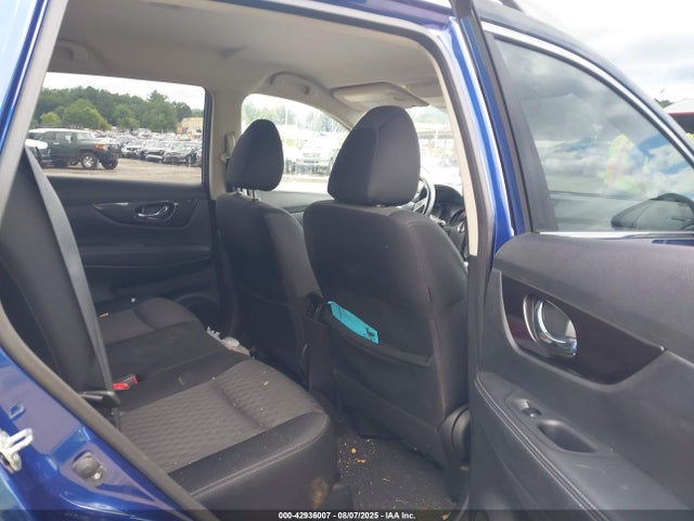 JN8AT2MV4JW326500 Nissan 2018