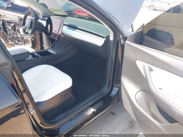 2022 TESLA MODEL Y 7SAYGDEF1NF340613 Photo 4