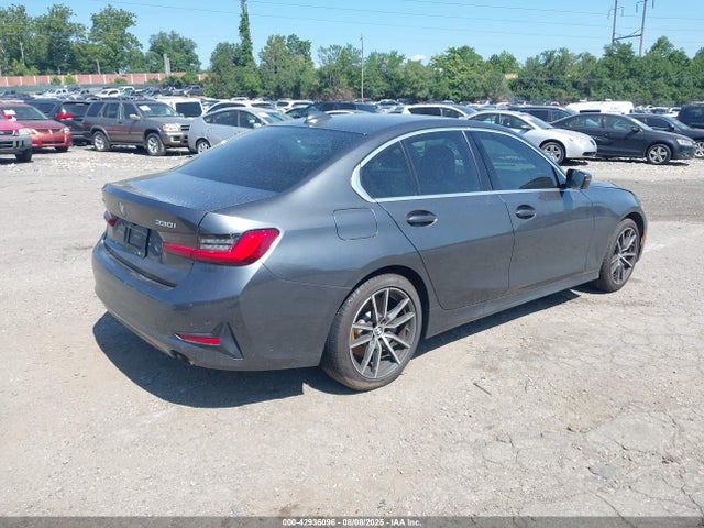 3MW5R7J01L8B14325 BMW 330i Xdrive