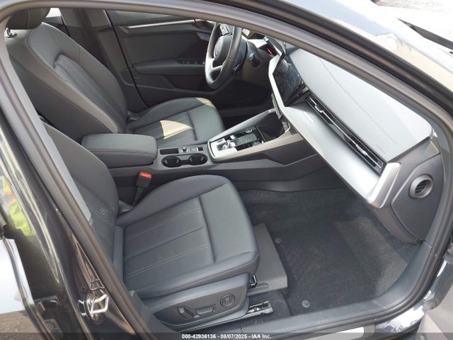 Продажа на аукционе авто 2024 Audi A3 Premium 40 Tfsi Quattro S Tronic, vin: WAUGUDGY6RA041145, номер лота: 42936136