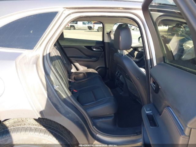 2018 JAGUAR F-PACE SADCK2FN6JA257136 Photo 7
