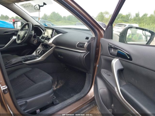 2019 MITSUBISHI ECLIPSE CROSS JA4AT3AA4KZ017428 Photo 4