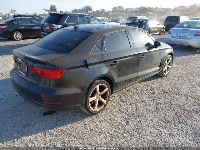 2015 AUDI A3 WAUACGFF6F1023489 Photo 3