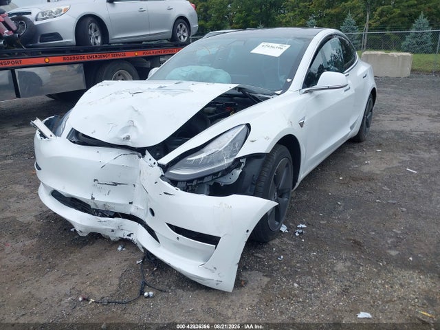Продажа на аукционе авто 2018 Tesla Model 3 Long Range/performance, vin: 5YJ3E1EB7JF115583, номер лота: 42936396