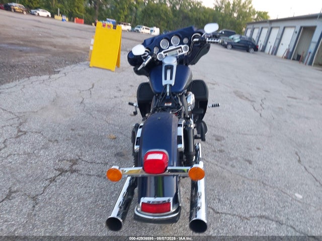 2013 HARLEY-DAVIDSON FLHTCU 1HD1FCM18DB659363 Photo 5