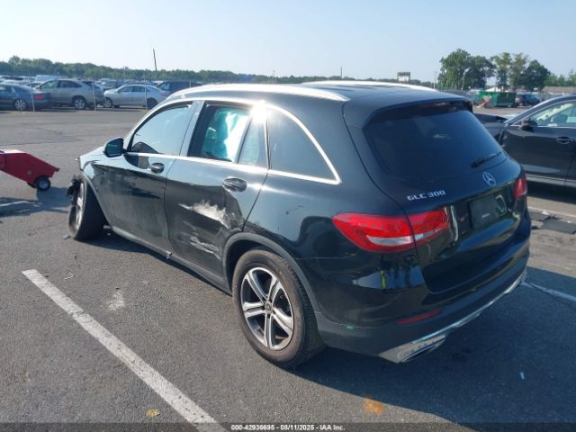 2019 MERCEDES-BENZ GLC 300 WDC0G4JB8KV169329 Photo 2