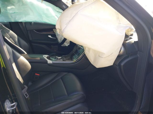 2019 MERCEDES-BENZ GLC 300 WDC0G4JB8KV169329 Photo 4