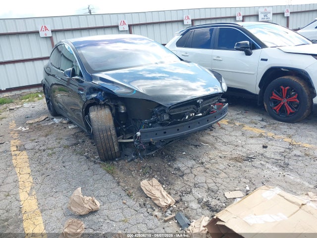 2017 TESLA MODEL X 5YJXCAE28HF061180 Photo 0
