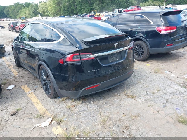 2017 TESLA MODEL X 5YJXCAE28HF061180 Photo 2
