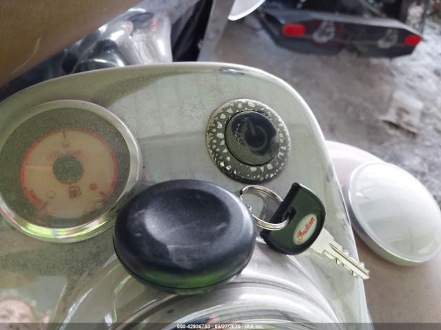 2015 INDIAN MOTORCYCLE CO. CHIEF 56KCCVAA4F3328063 Photo 10