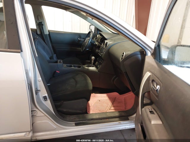 JN8AS5MV0FW761803 Nissan Rogue