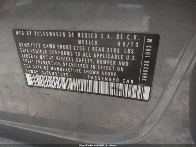 3VWD07AJ5EM370251 Volkswagen 2014