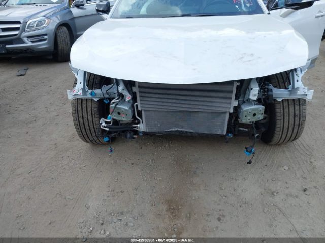 2024 ACURA ZDX 4W5KHNRL4RZ501836 Photo 5