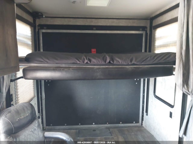 5LZBW3437JR043473 Other Eclipse Recreational Vehicles, Inc