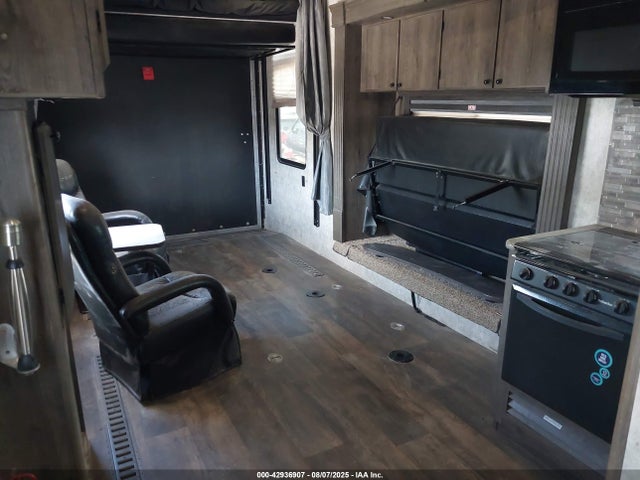5LZBW3437JR043473 Other Eclipse Recreational Vehicles, Inc