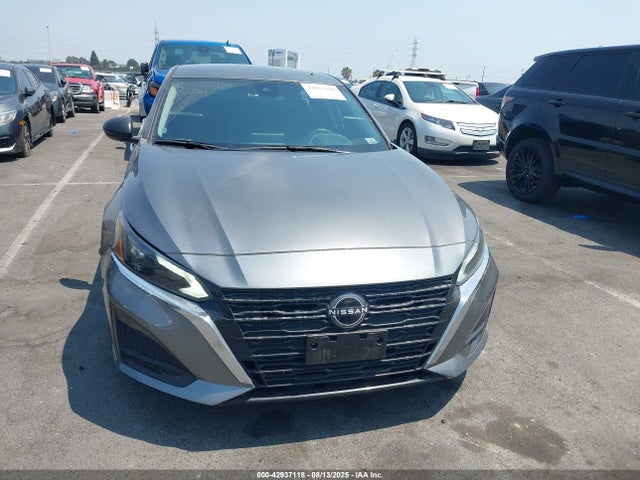 1N4BL4DV4RN379720 Nissan 2024