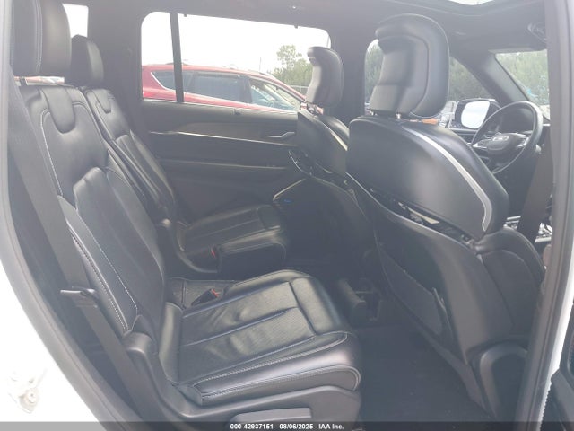 1C4RJKDG6M8146224 Jeep GRAND CHEROKEE L