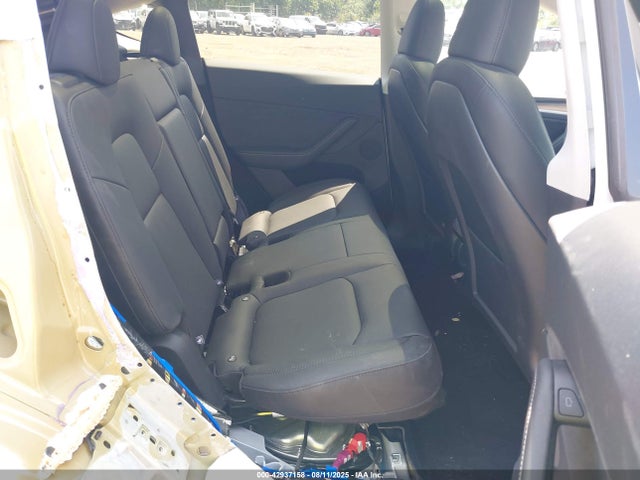 2024 TESLA MODEL Y 7SAYGDEEXRA328728 Photo 7