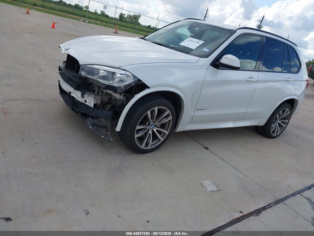 BMW X5 2018 5UXKR2C55J0X10125 Image 2