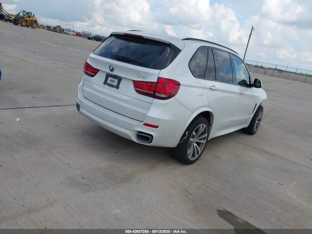 BMW X5 2018 5UXKR2C55J0X10125 Image 4