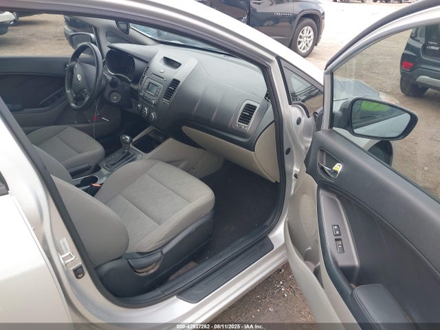 KIA dohc mpi nu 2015 KNAFK4A69F5364344 Image 5