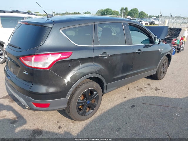 1FMCU9G92FUA31788 Ford 2015