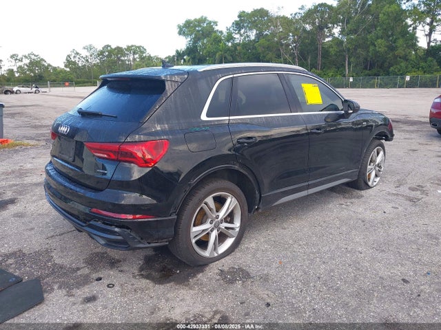 2020 AUDI Q3 WA1DECF34L1076741 Photo 3
