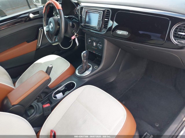 Volkswagen Beetle 2016 3VWF17AT2GM636366 Image 5