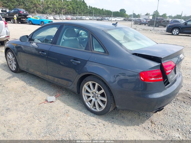 2011 AUDI A4 WAUBFAFL2BA082127 Photo 2