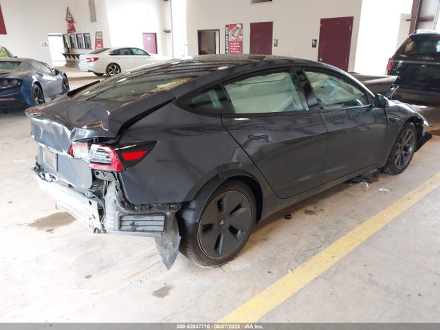 2023 TESLA MODEL 3 5YJ3E1EA8PF554601 Photo 3