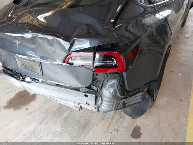 2023 TESLA MODEL 3 5YJ3E1EA8PF554601 Photo 5